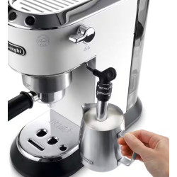 DELONGHI EC685.W 2